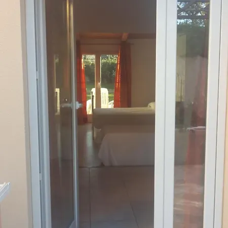 Apartment Angelina Grimaud